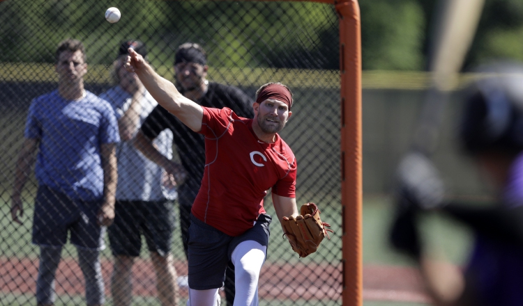 Justin Shaf lanzador de los Rojos de Cincinnati Reds durante los entrenamientos esperando que el beísbol pueda regresar. Foto:AP