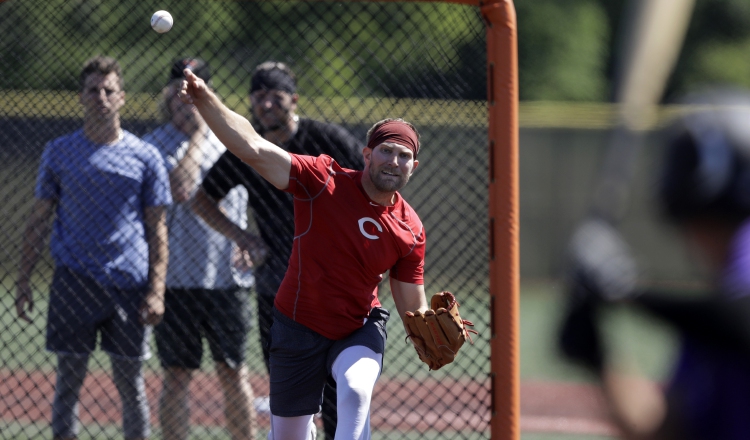 Justin Shaf lanzador de los Rojos de Cincinnati Reds durante los entrenamientos esperando que el beísbol pueda regresar. Foto:AP