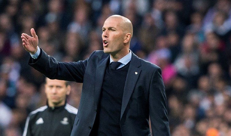 El entrenador del Real Madrid, Zinedine Zidane. Foto:EFE 