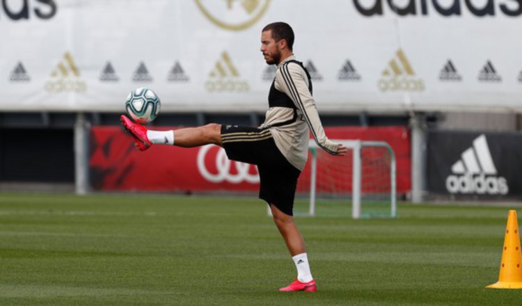 Eden Hazard en los entrenamientos. Foto:Twitter