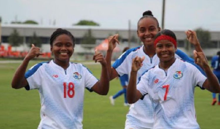 Jugadoras del equipo Sub-20 femenino Foto: Fepafut