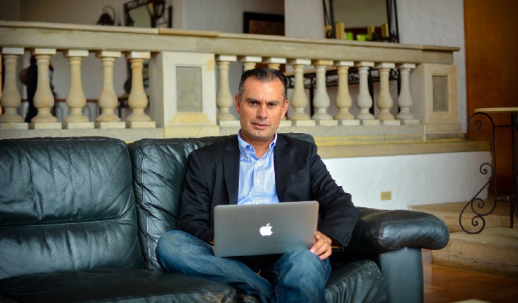 Fernando Anzures, CEO y fundador de EXMA, plataforma enfocada en la transformación digital. Cortesía