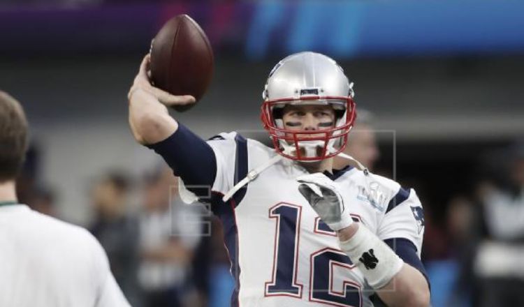 Tom Brady firmó con los Bucaneros de Tampa Bay. Foto: EFE