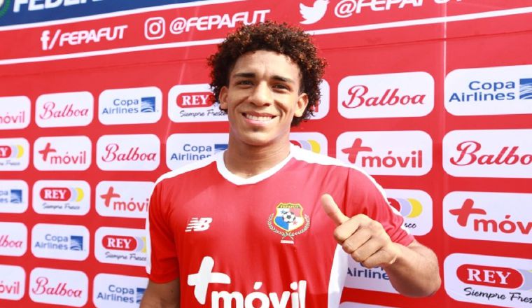 Adalberto Carrasquilla en los entrenamientos de la seleción de Panamá. Foto:Anayansi Gamez