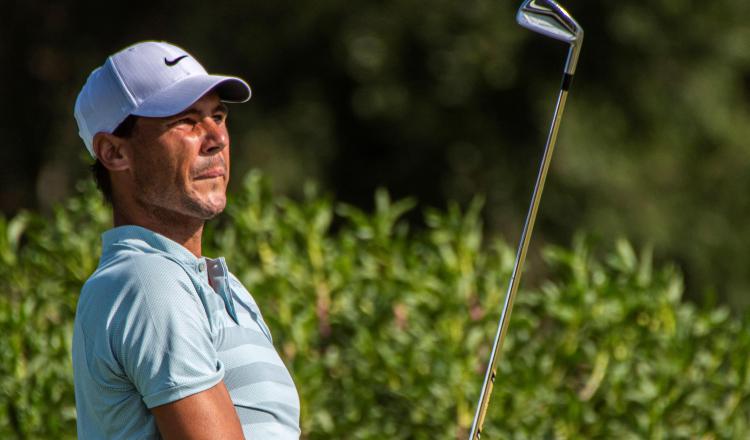 Rafael Nadal, con buen torneo en el golf. Foto:EFE