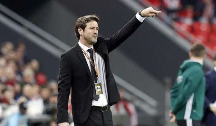 Thomas Christiansen terminó los puntos contractuales como nuevo técnico de Panamá. Foto:EFE