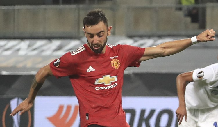 El portugés Bruno Fernandes anotó un gol. Foto:EFE