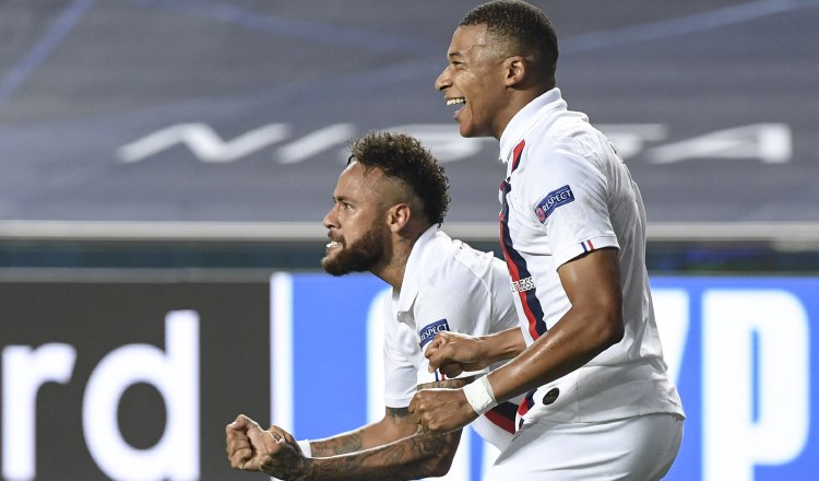 Neymar y Mbappé Foto:EFE