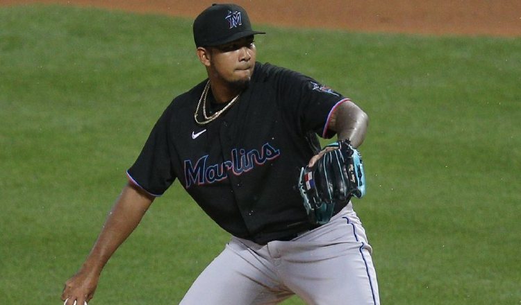 Humberto Mejía abrirá hoy por los Marlins de la Florida. Foto:EFE