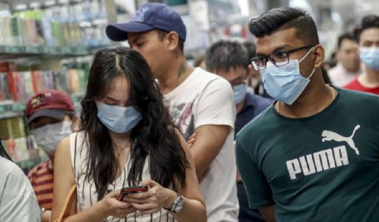 Los jóvenes y la población que salen a trabajar deben triplicar las medidas de bioseguridad para evitar los contagios de COVID-19.