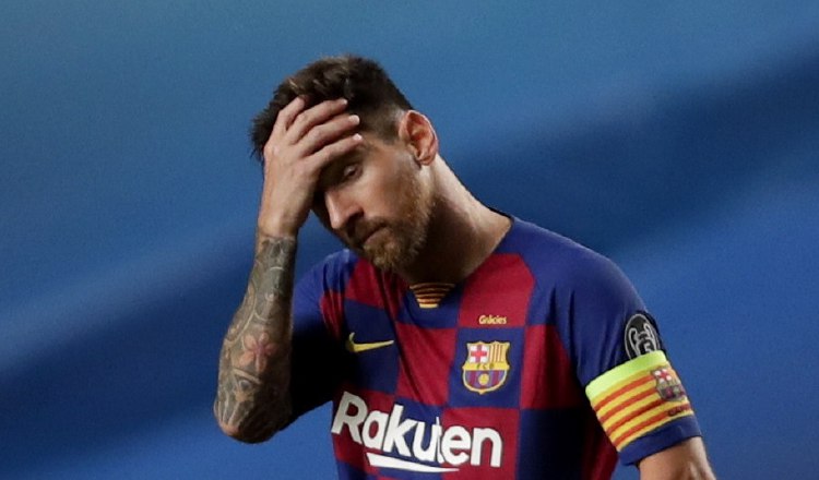 Leo Messi, busca de su salida del Barcelona. Foto:EFE