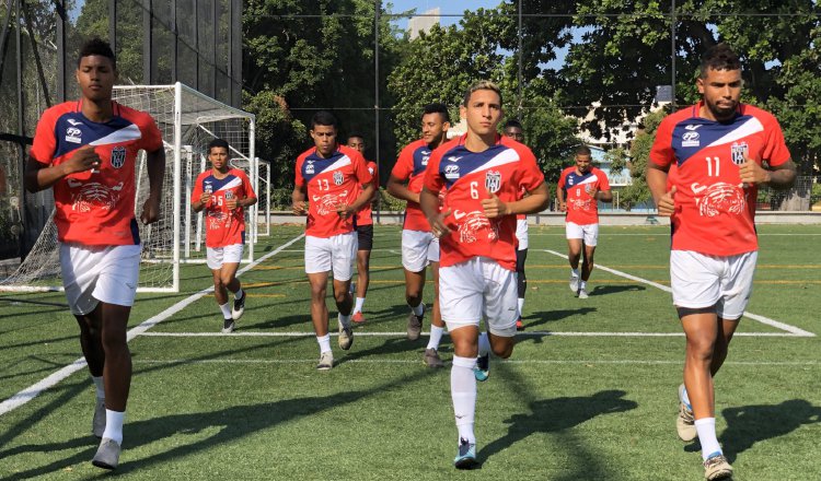 CAI de La Chorrera tiene por lo menos dos semanas de entrenar con miras a la preliminar de la Liga Concacaf. Foto:@CAI