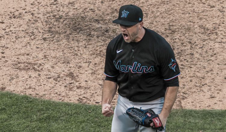 El cerrador Brandon Kintzler de los Marlins. Foto:EFE