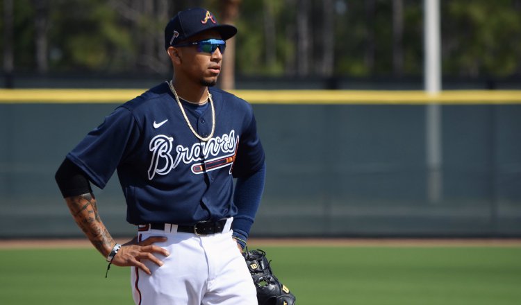 El panameño Johan Camargo no fue incluido por los Bravos para la serie contra los Marlíns. Foto:Twiter.