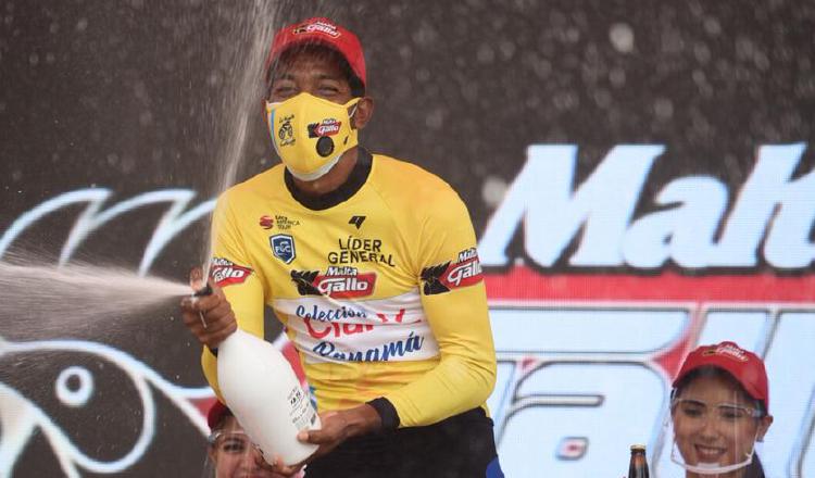 Christopher Jurado es líder de la Vuelta a Guatemala. Foto:@EUDeportes