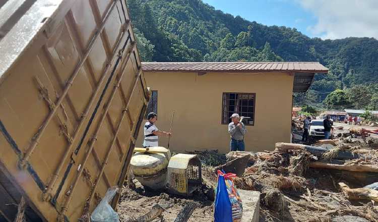 De acuerdo con el boletín que detalla las acciones desplegadas por las autoridades, hay 20 sitios afectados por inundaciones, 23 sitios por deslizamientos, 168 asilados e incomunicados, y hay 29 albergues habilitados.