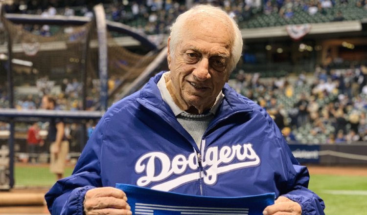 Tommy Lasorda. Foto:@Dodgers