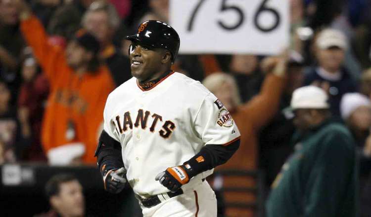 Barry Bonds jugó con los Gigantes de San Francisco. Foto:Archivo/EFE