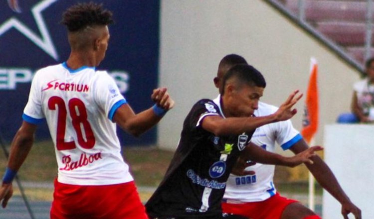 Plaza Amador y Tauro protagonizan hoy el clásico de la LPF. Foto:@TauroFC