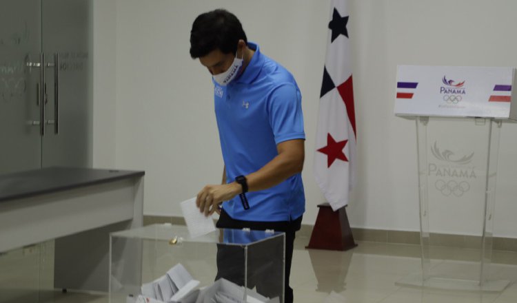 Las elecciones se realizaron ayer en la sede del COP. Foto:@COP