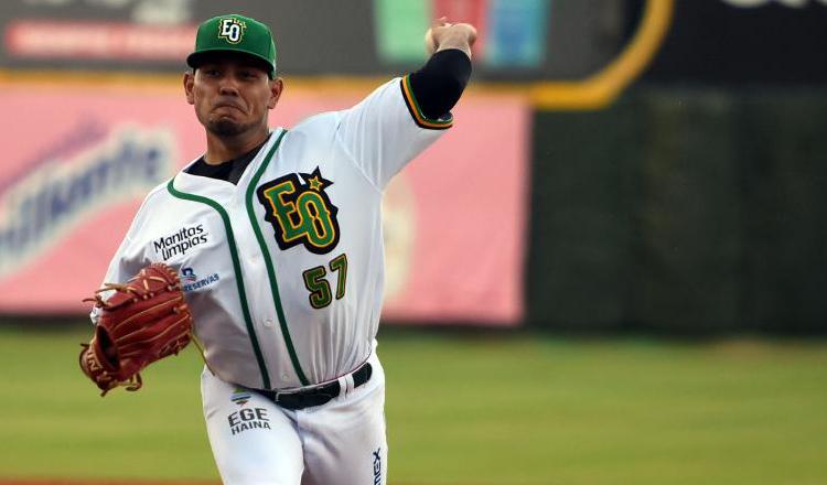 Andy Otero ayudó a Estrellas Orientales a llegar a semifinales. Foto:Twitter