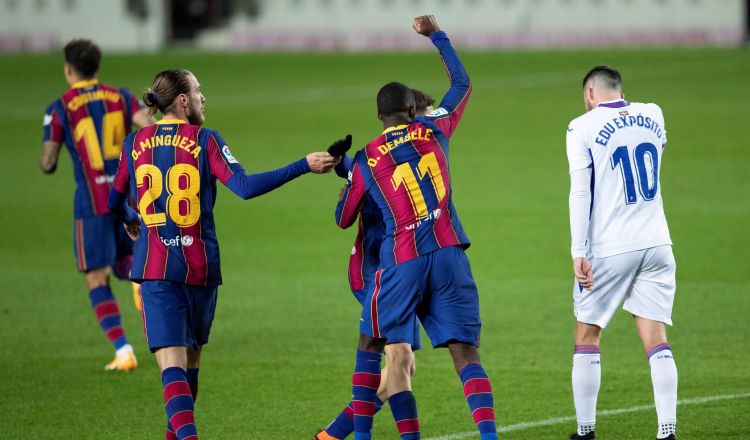 Jugadores del Barcelona. Foto:EFE