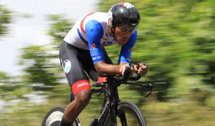 Christofer Jurado compite en la vuelta Táchira con la selección panameña. Foto:EFE