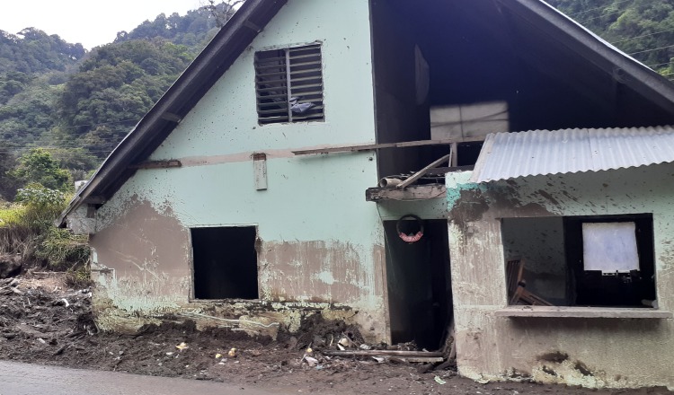 parte de la casas afectadas por las fuertes lluvias el pasado 4 de noviembre en Bambito. Aurelio Martínez