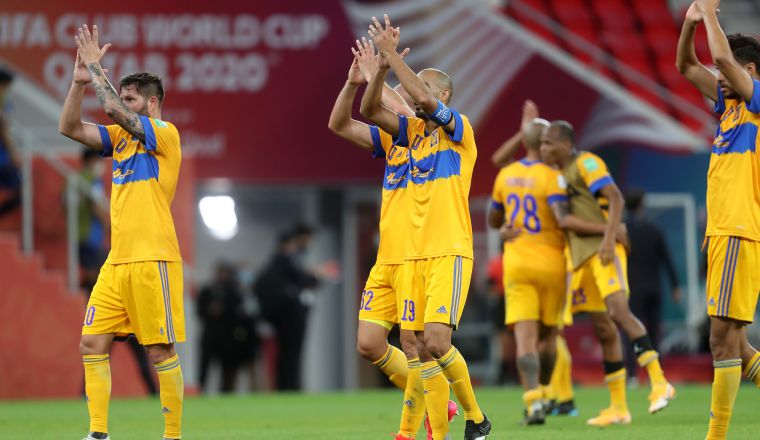 Jugadores de Tigres festejan su pase a la final. Foto:EFE