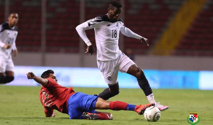 José Fajardo (der.) es uno de los convicados por Christiansen . Foto:Fepafut