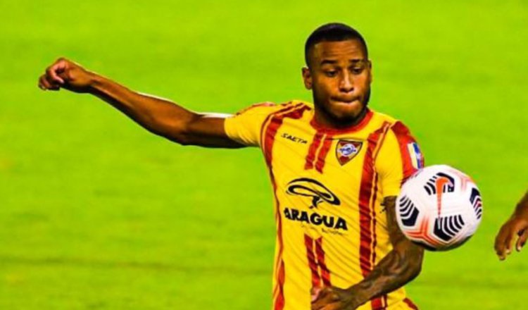 El delantero panameño Alfredo Stephens. Foto:EFE