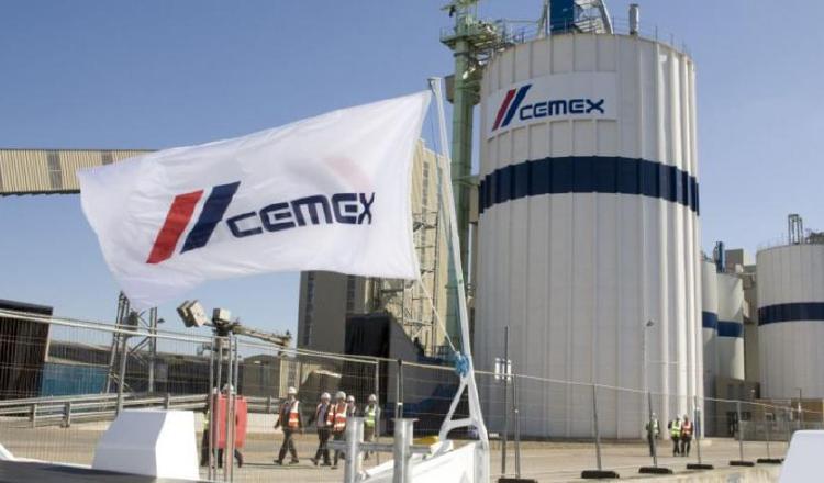 Cemex anotó una pérdida neta de $1.467 millones en 2020. EFE