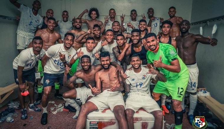 El equipo panameño festeja en el camerino. Foto:Cortesía/Fepafut