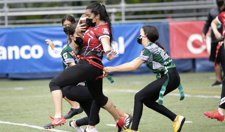 El campeonato de Flag Football Kiwanis ha sido muy competitivo. Foto:EFE