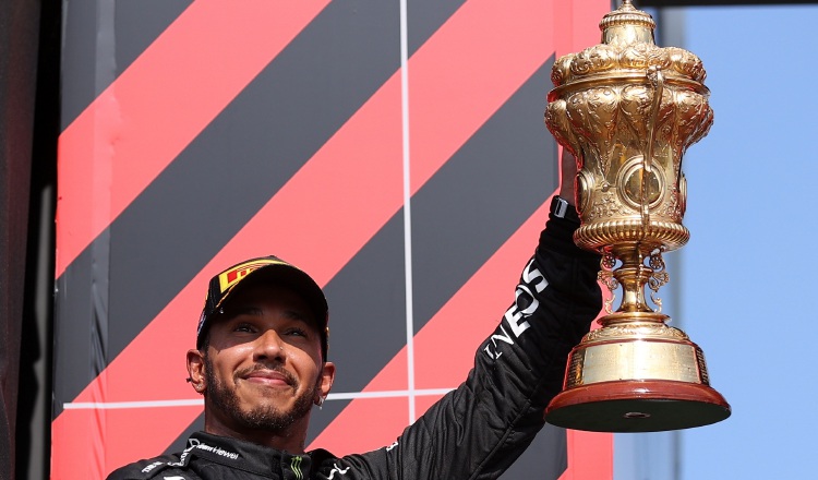 Lewis Hamilton ganó el Gran Premio de Gran Bretaña. Foto:EFE 