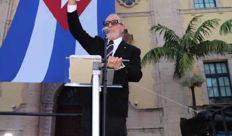 Emilio Estefan. Instagram