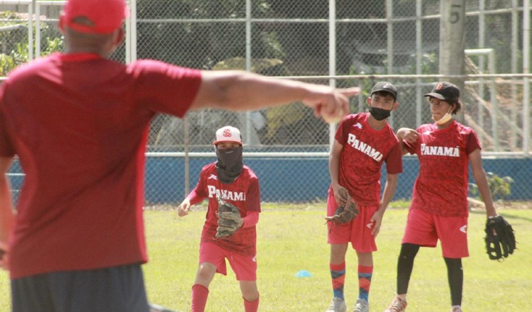 La preselección Sub-12 en los entrenamientos con miras al Premundial de México. Foto:Fedebeis