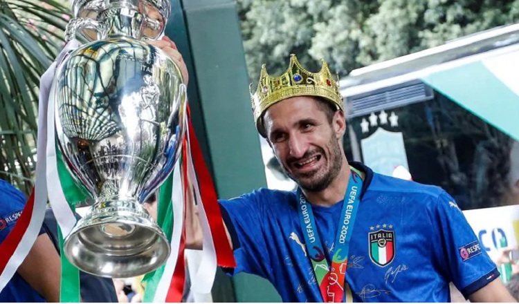 Giorgio Chiellini ganó la Eurocopa con Italia. Foto:EFE