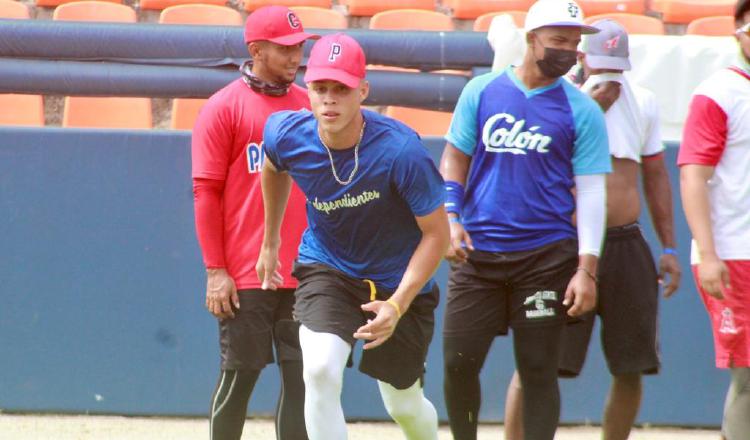 El preseleccionado panameño entrena en el estadio Roberto 'Flaco Bala' Hernández. Foto:Fedebeis