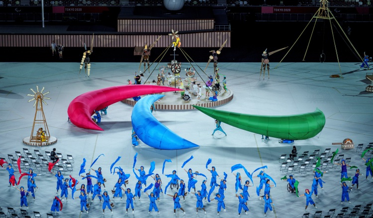 Exhibición de la inaguración de los Juegos Paralímpicos de Tokio 2020. Foto:EFE