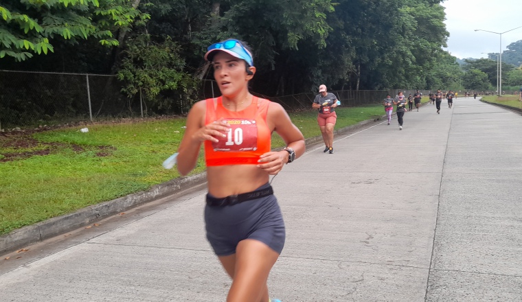 Mónica Soto, ganó su categoría ayer en Panamá Pacífico. Aurelio Martínez