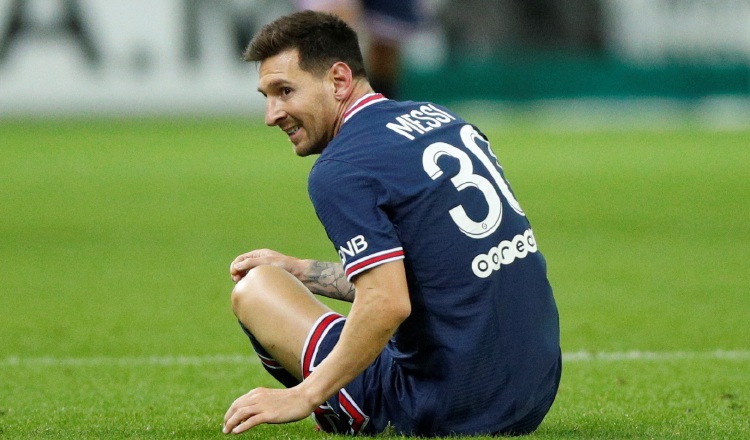 Lionel Messi debuta con el PSG de Francia en un partido contra Stade Reims. Foto:EFE