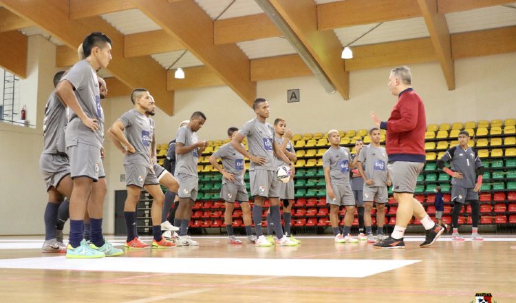 Equipo panameño de futsal en los entrenamientos. Foto: Fepafut 