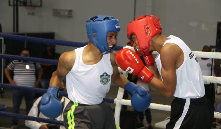 La escuela de boxeo, busca brindar una oportunidad a los jóvenes. Foto:Cortesía