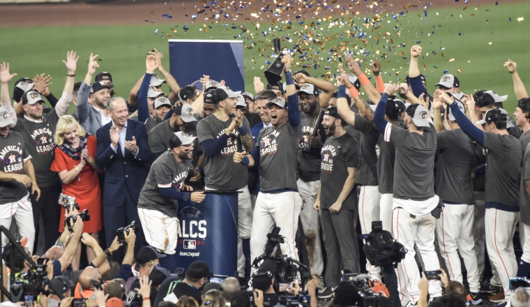 Astros de Houston, festejan el banderín de la Americana Foto:EFE