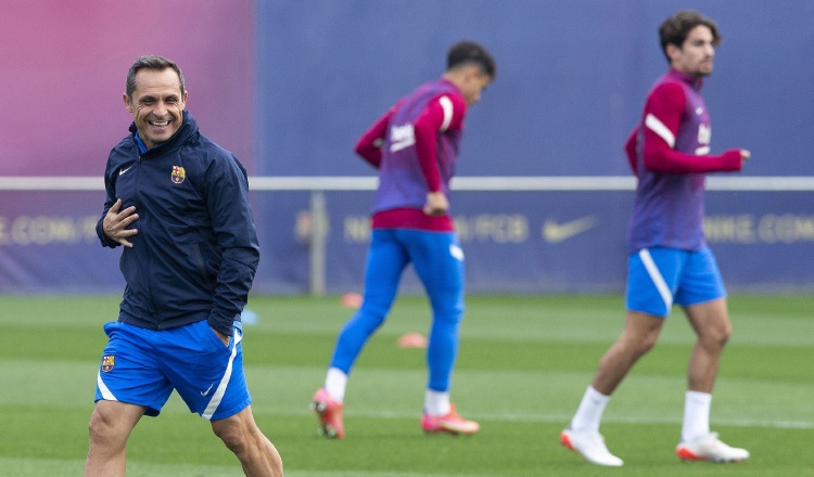 Sergi en los entrenamientos del Barcelona. Foto:EFE