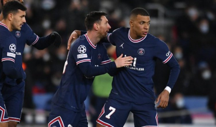 Messi y Mbappé. Foto:EFE