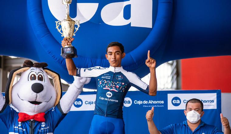 Nehemías campeón de la Vuelta de la Juventud. Foto: Fepaci