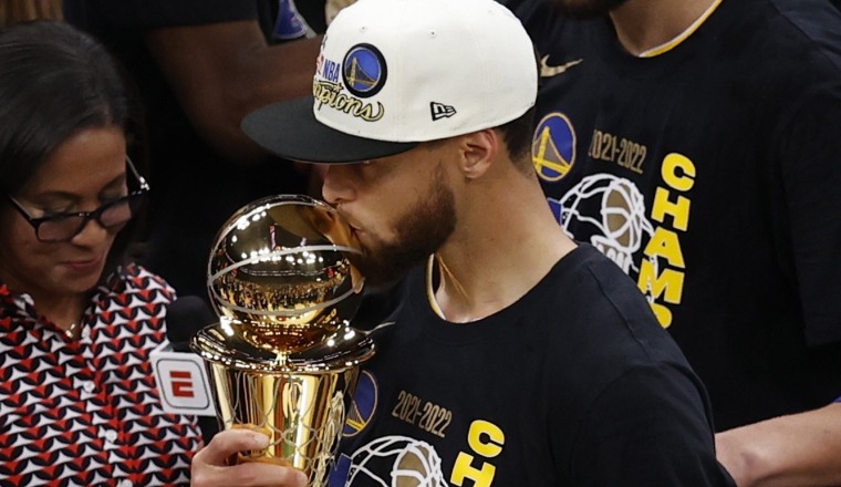 Stephen Curry fue el MVP de la Serie Final de la NBA. Foto:EFE