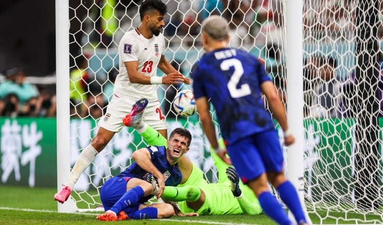 Christian Pulisic de Estados Unidos anotó el gol de su equipo. Foto:EFE